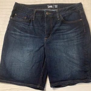 Lee Bermuda Jean shorts size 16